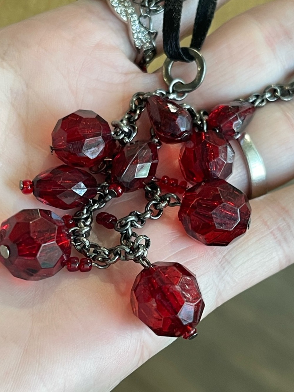 New York & Co Red Beaded Fringe Gunmetal Collar Necklace - Picture 6 of 7